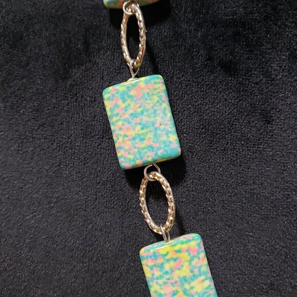 Vintage Coro Seafoam Green Confetti Moonglow Lucite & Gold Tone Choker Necklace - Picture 5 of 7